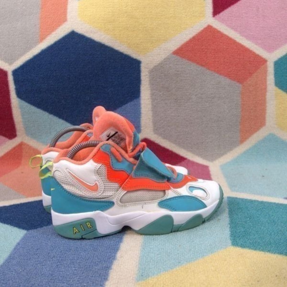 NIKE AIR MAX Speed Turf  Miami BQ9632-101‎ Youth Size 6